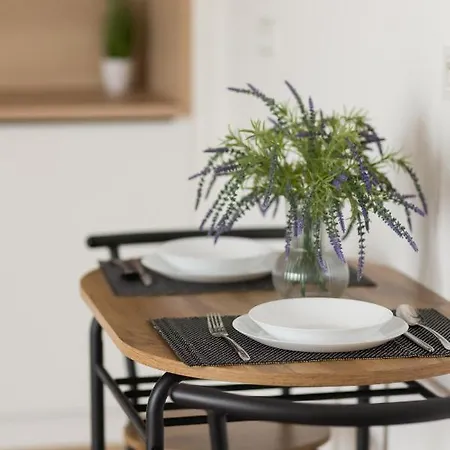 Comfy Targowa Next To Pge Narodowy By Renters *